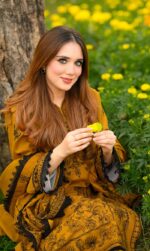 3 Piece Lawn Suit - Image 2